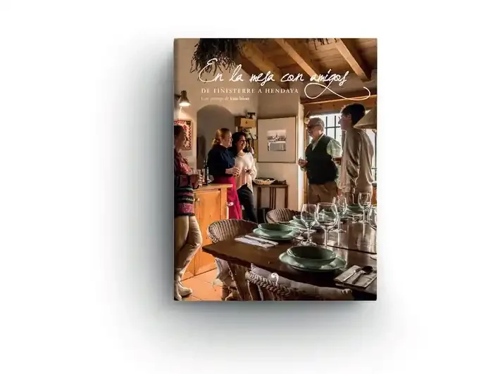 En la mesa con amigos. De Finisterre a Hendaya