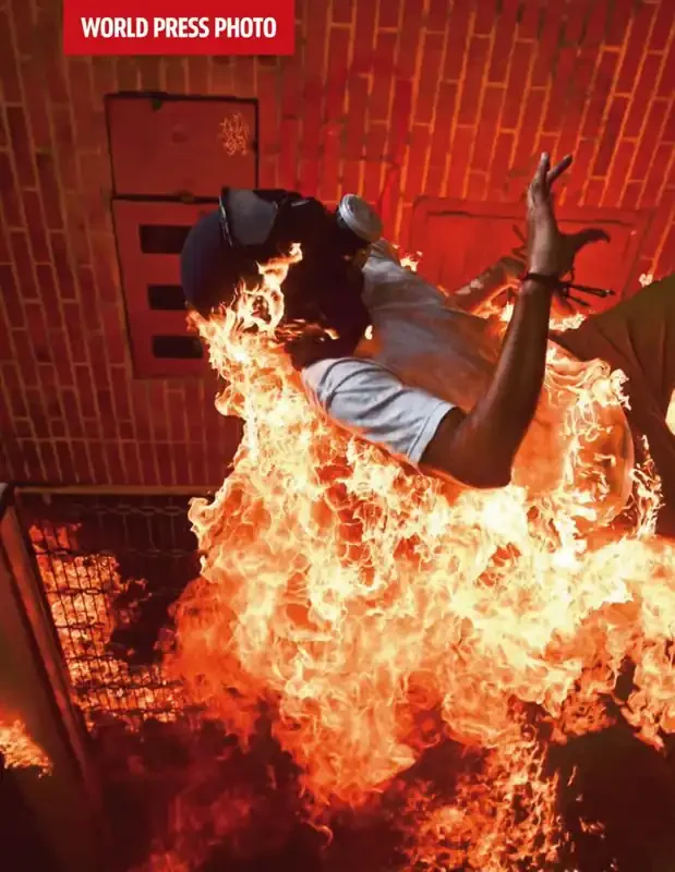 World Press Photo 18. SAM Y JULIA SE VAN DE PíCNIC